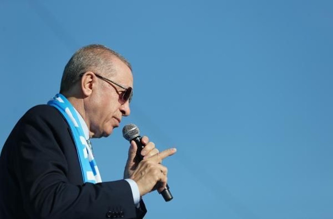 CUMHURBAŞKANI ERDOĞAN: ATİNA'YI VURMAK GİBİ BİR DERDİMİZ YOK