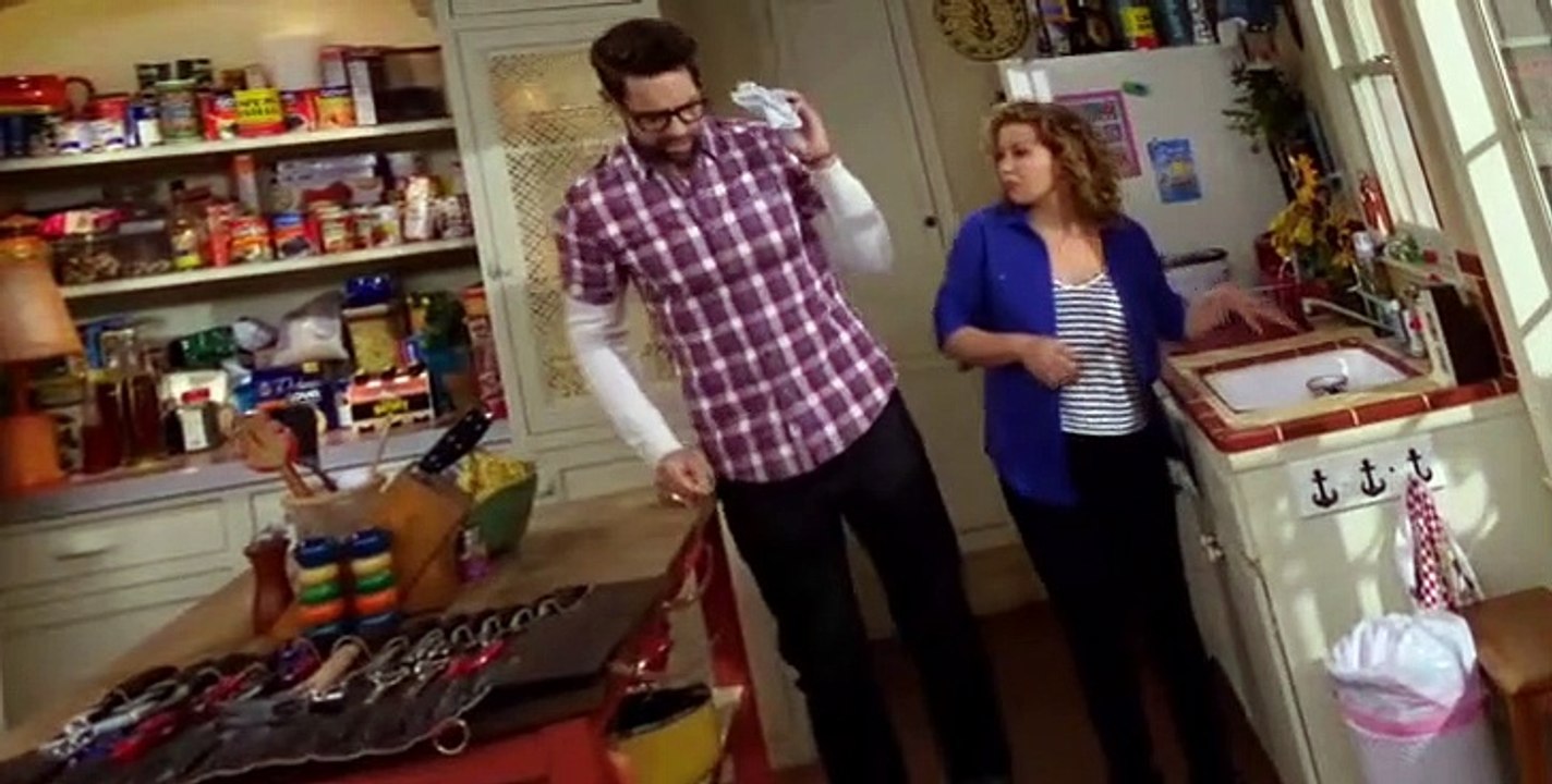 One Day at a Time S01 E01