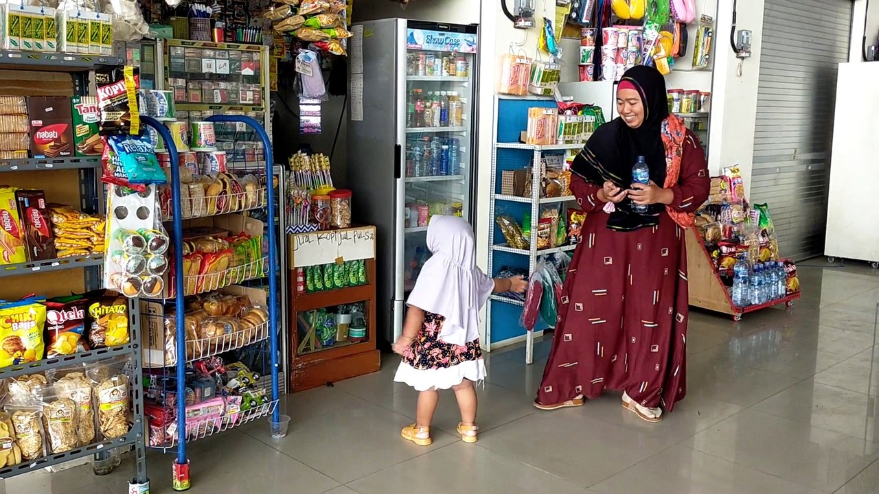 Jalan-jalan di Terminal Nganjuk