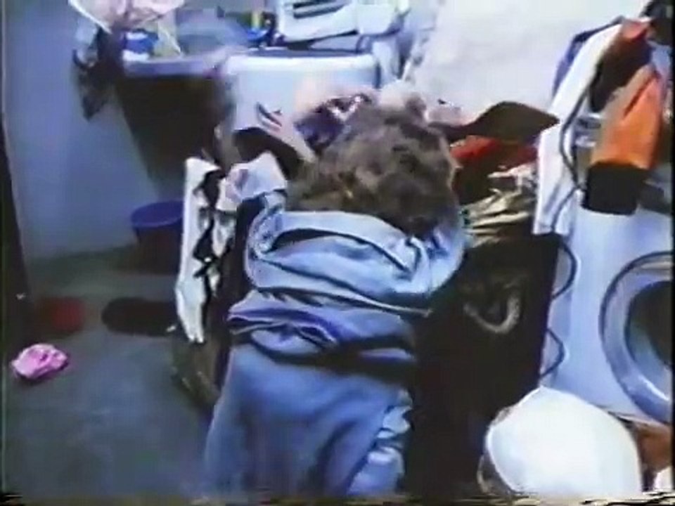 Meet the Feebles | movie | 1989 | Official Trailer