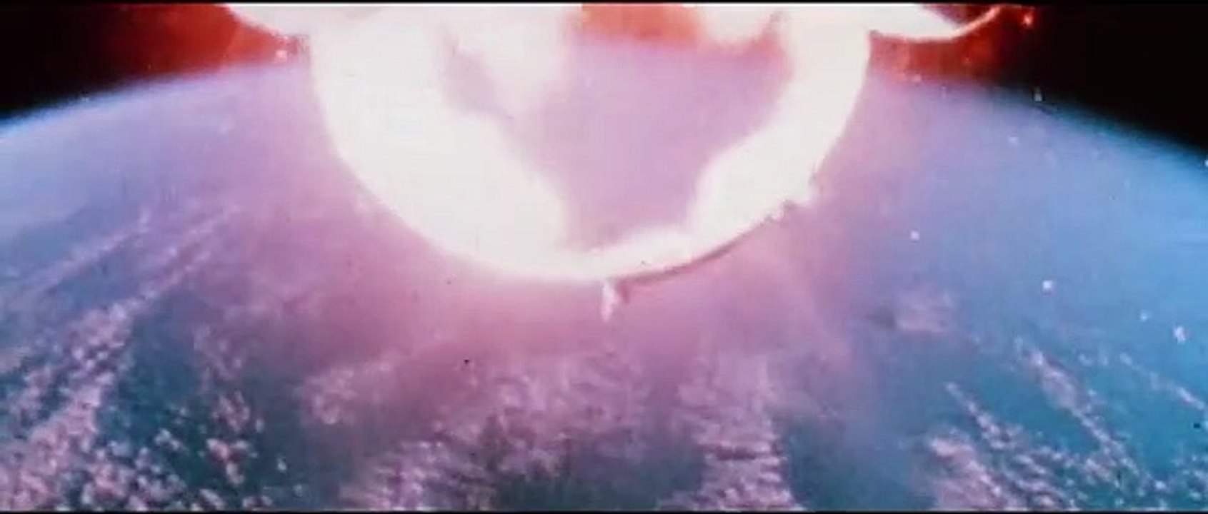 The Man Who Fell to Earth | movie | 1976 | Official Trailer