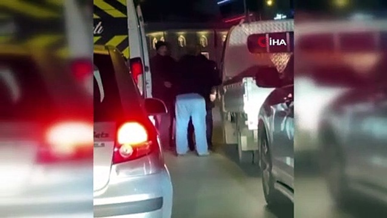Trafikteki yol verme kavgaları kamerada