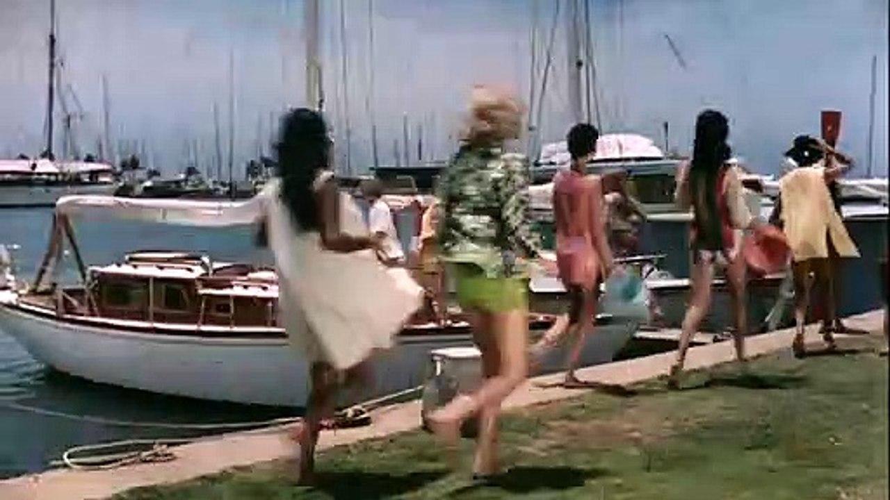 Girls! Girls! Girls! | movie | 1962 | Official Trailer