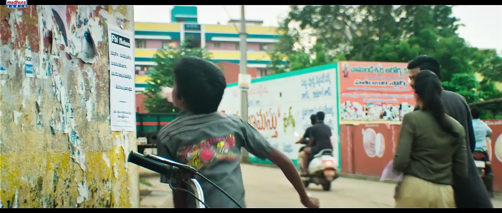 Agent Sai Srinivasa Athreya (2019) | Official Trailer – A Humorous Detective Thriller 🎬