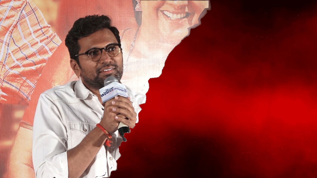 Writer Padmabhushan చూసి ఏడవకుండా బయటకి రారు *Tollywood | Telugu FilmiBeat