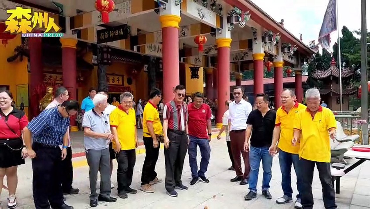 四师爷庙补天穿 逾千人齐聚一堂