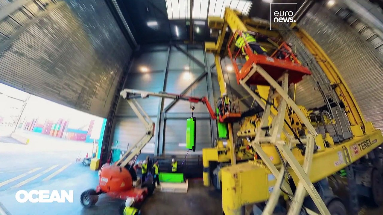 Porto de Antuérpia quer passar de "grande poluidor" à neutralidade carbónica