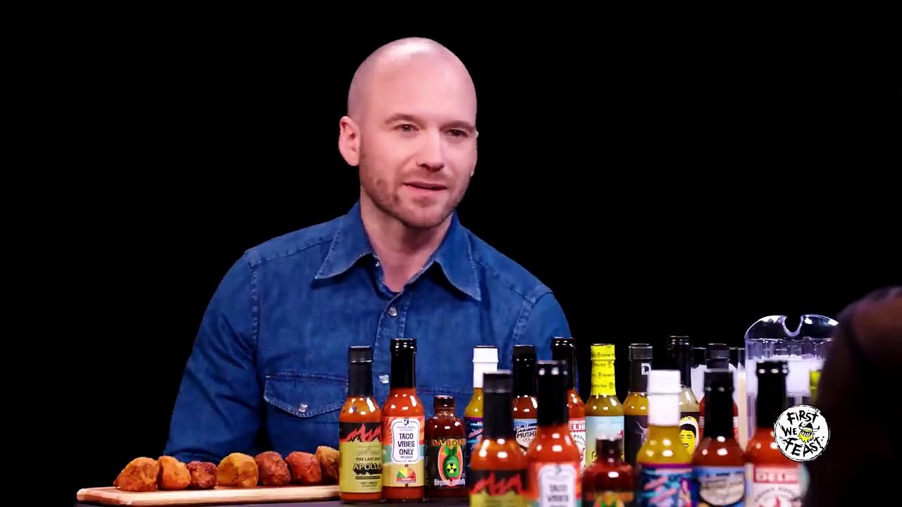 Jenna Ortega Doesn’t Flinch While Eating Spicy Wings _ Hot Ones