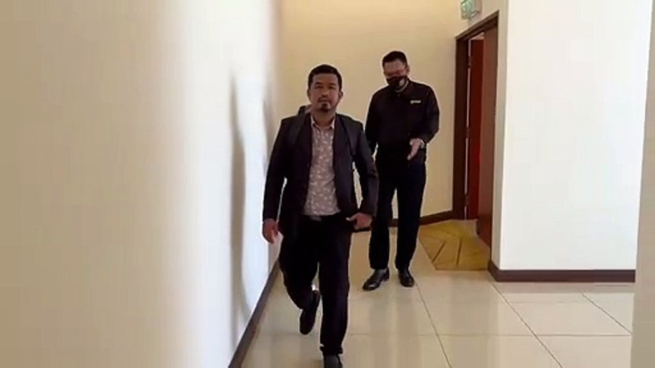 被控伪造工程文件骗学校 承包商不认罪