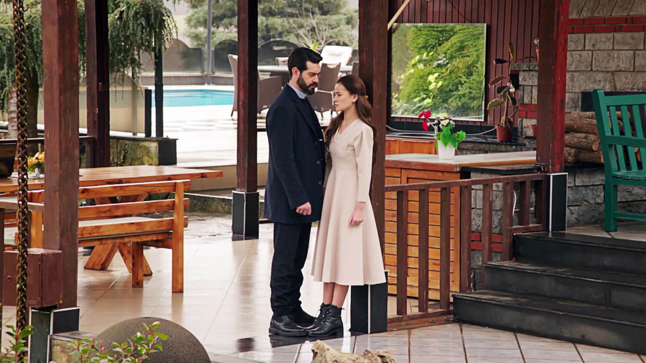 Kan Çiçekleri Dizisi 52. Bölüm İzle - 8 Mart 2023