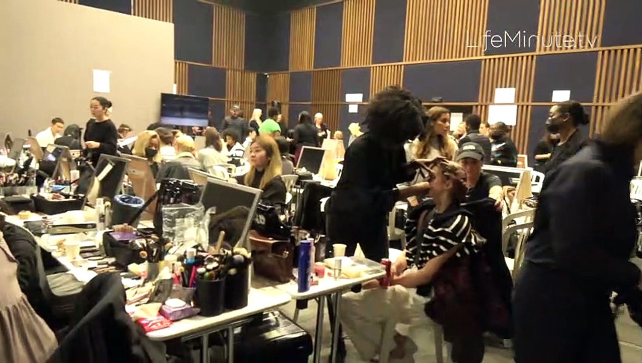 Paris Fashion Week Fall 2023: Akris' '70s Flare