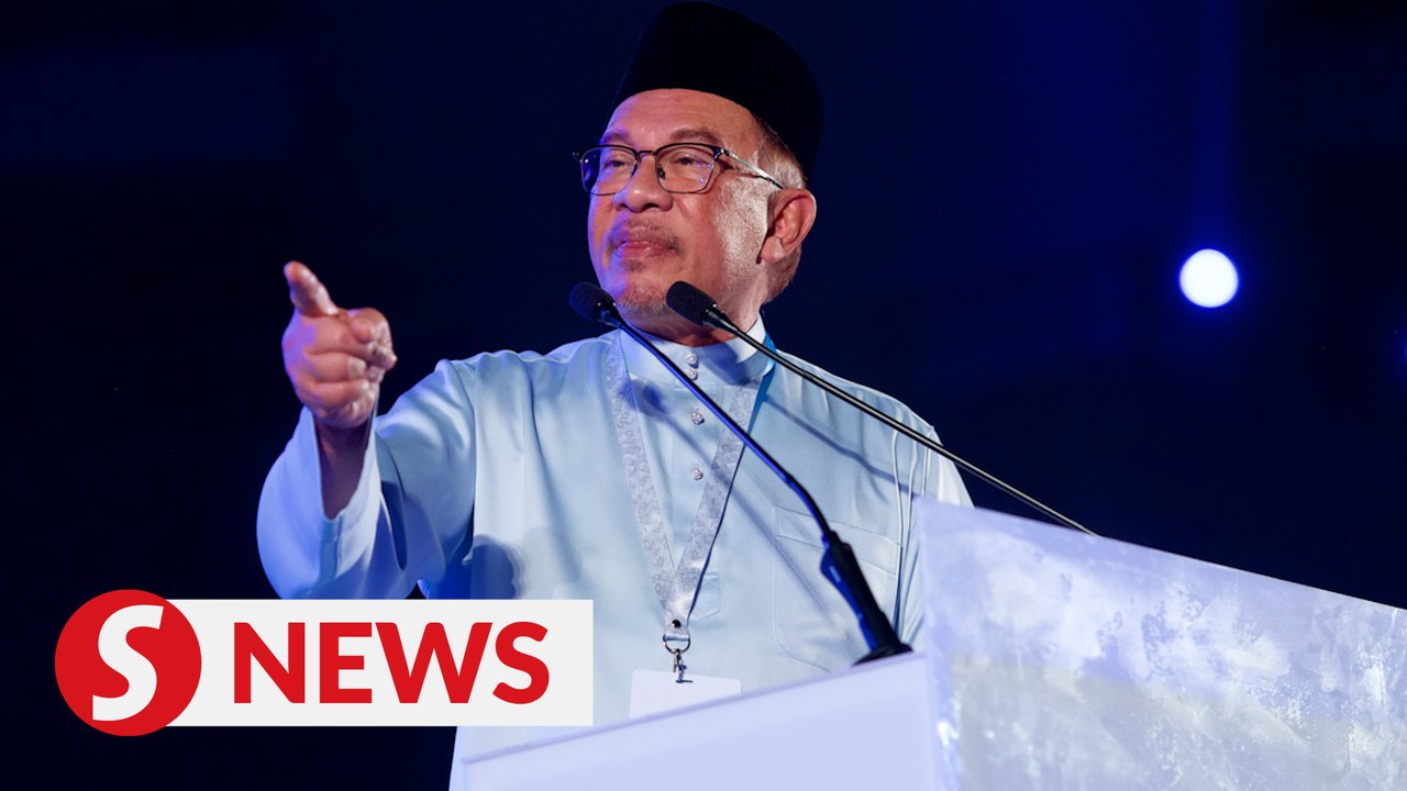 Re-tendering allows govt to implement more projects, says PM