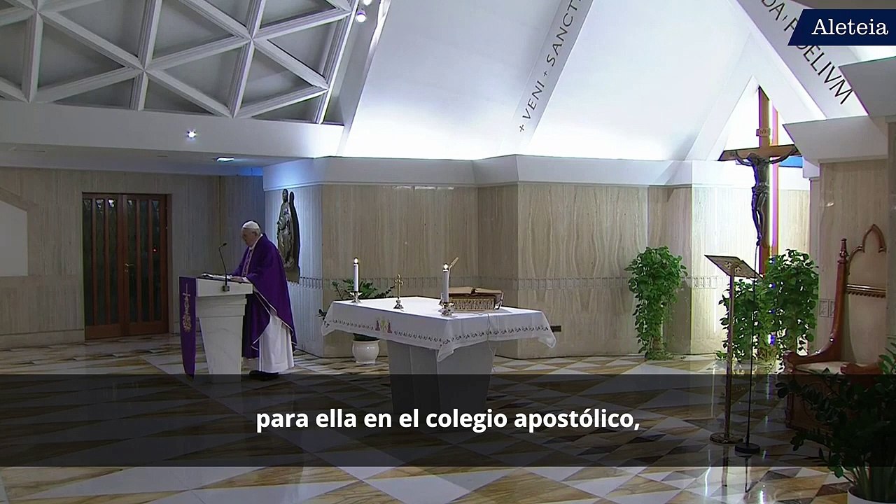 María es Madre porque así lo quiso Jesús