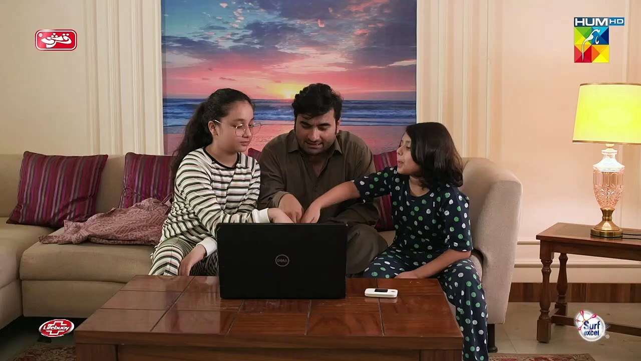 FUNNY SCENE   Chand Tara #danishtaimoor #ayezakhan