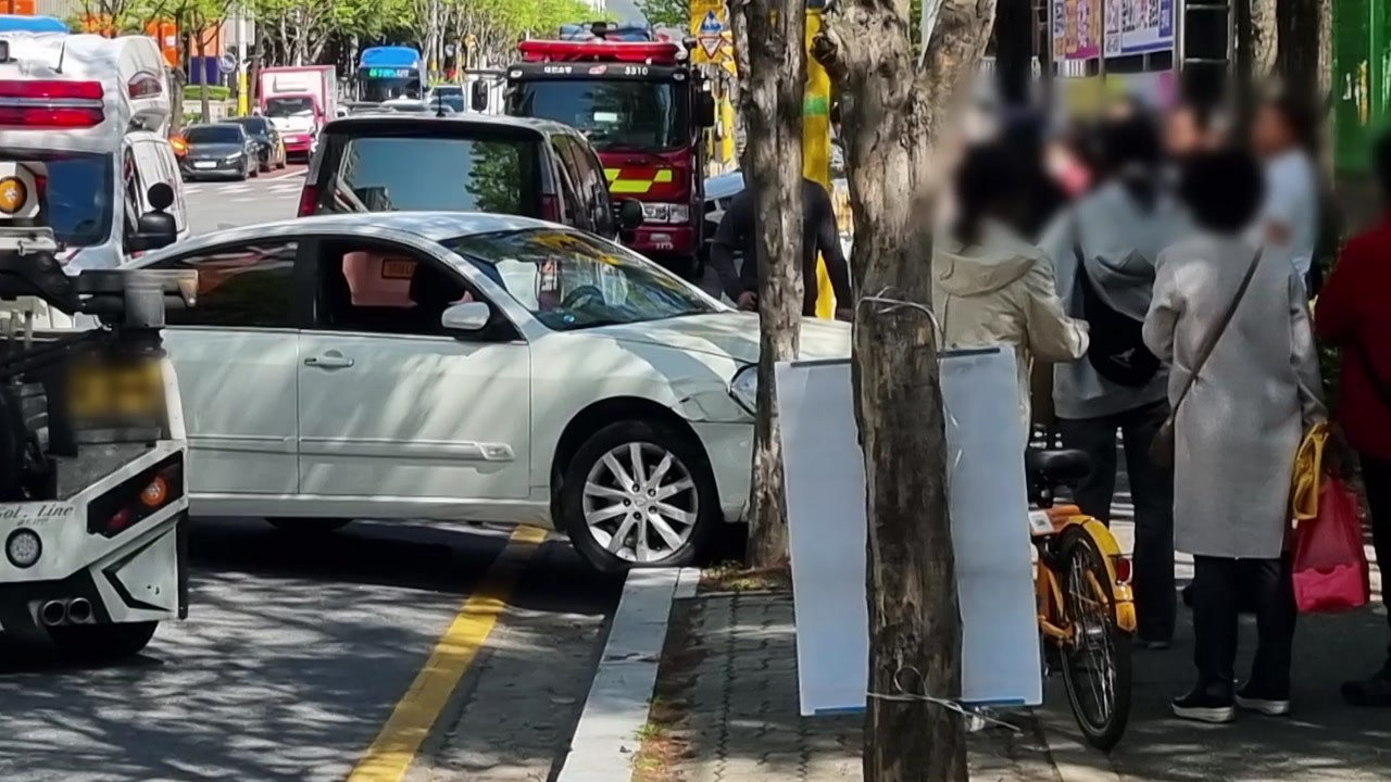 어린이보호구역에서 음주운전 사고...초등학생 4명 중·경상 / YTN