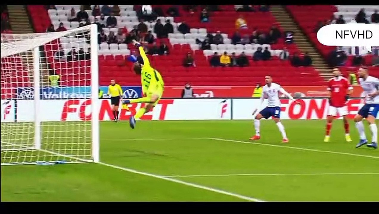 Legendary sprints in football