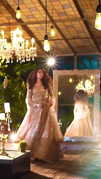 Kinza Hashmi Drama Queen