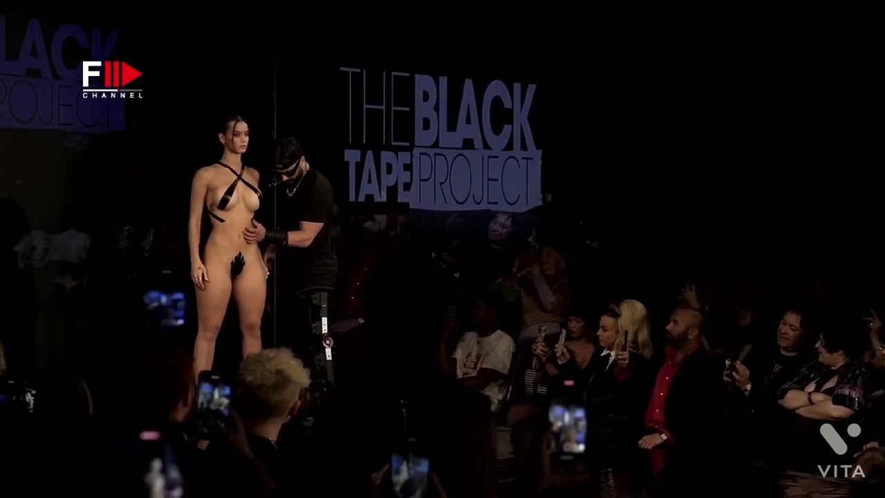 topless fashion show
