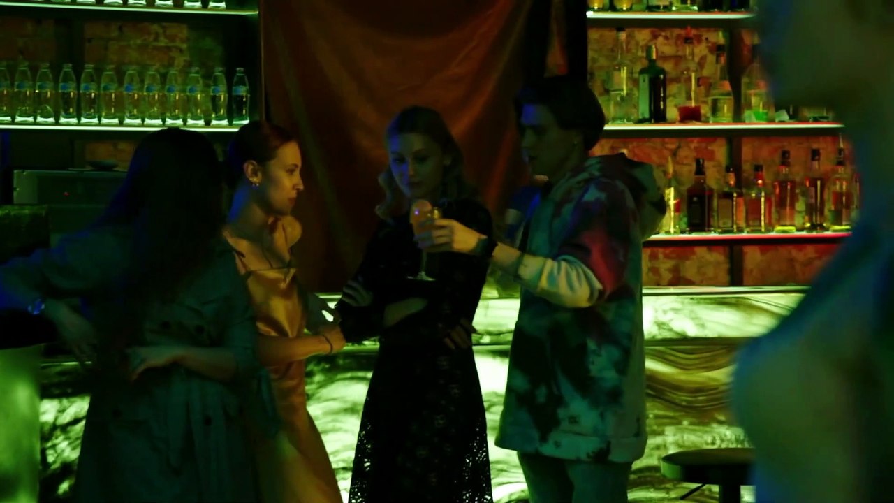 Пока все дома - 1 серия