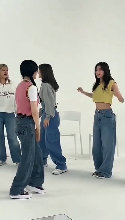 Didip Dibidip | Catchy K-pop Hit by TWICE 🎶