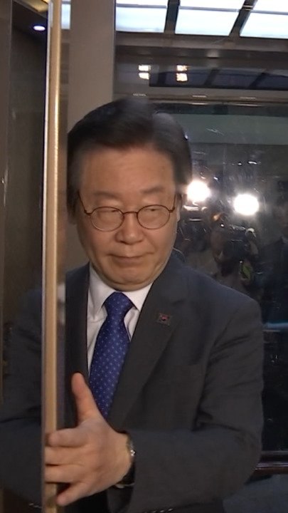 이재명, 김남국 논란에 "암호화폐 재산신고하면 모든 문제 해결"