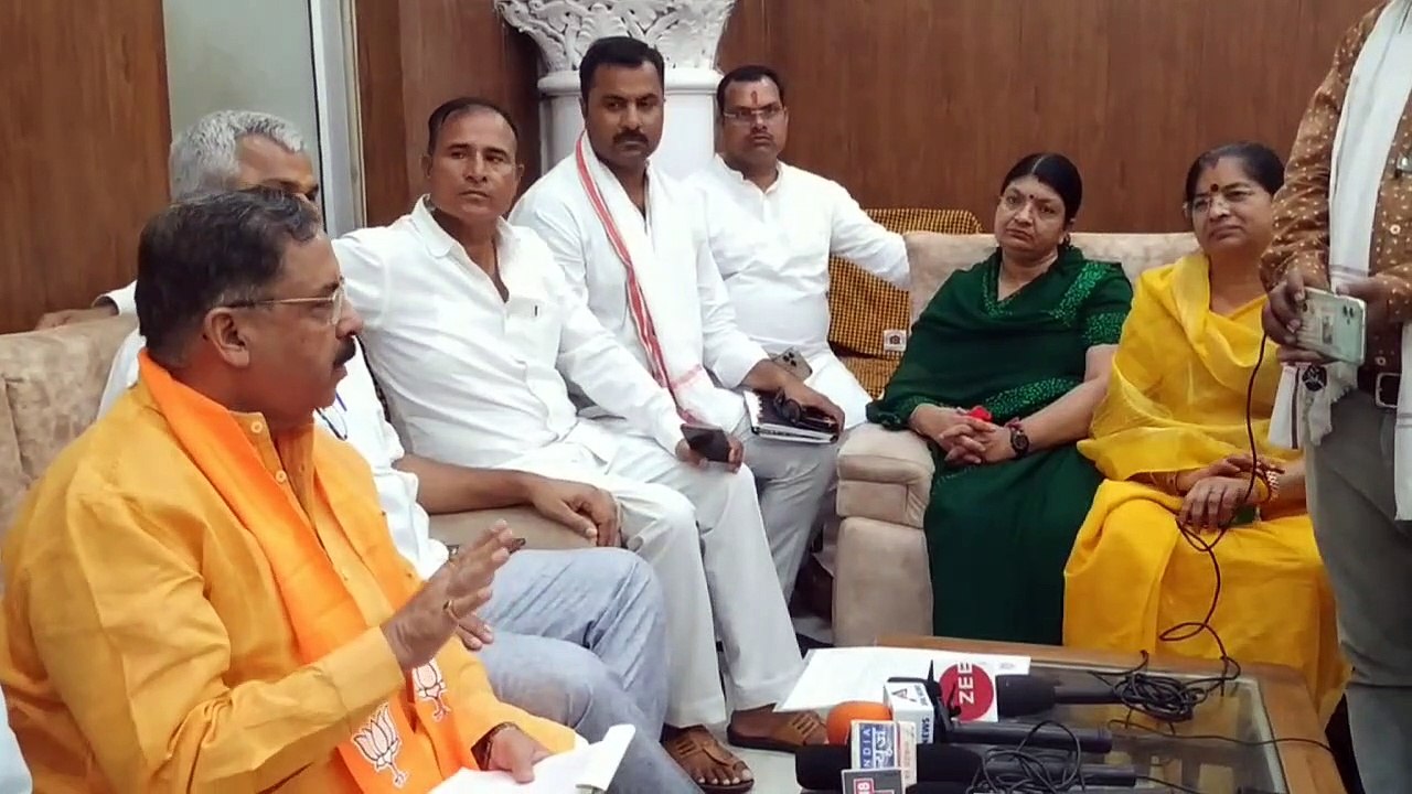 कांग्रेस देख रही सरकार रीपीट के ख्वाब: आम जनता के लिए आफत बन रहे महंगाई राहत कैम्प- चतुर्वेदी