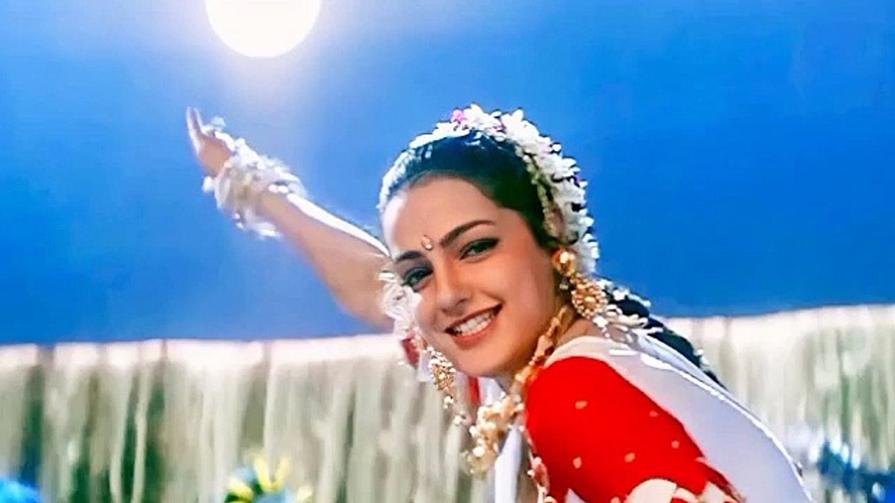 Ye Chand Koi Diwana Hai_Full Video song