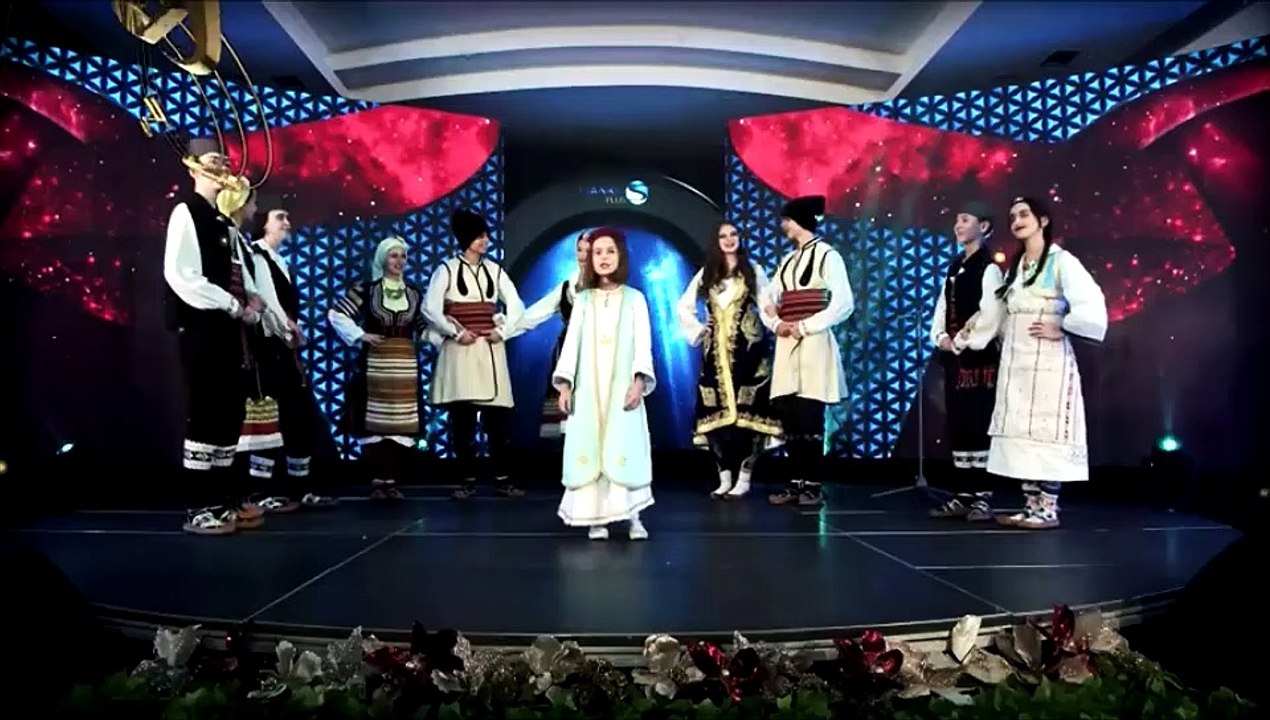 Весели се српски роде - Косовски бисери, Емилија Јездић