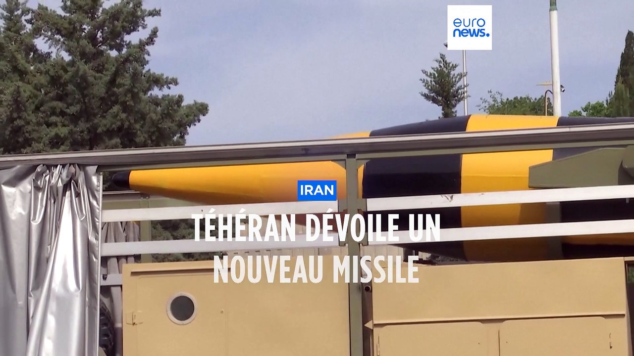 L'Iran dévoile un nouveau missile balistique