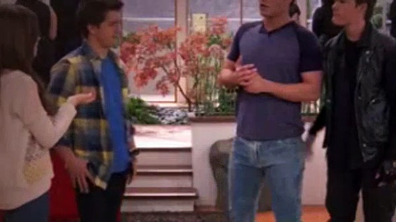 Lab Rats S03E20 Bionic Houseparty