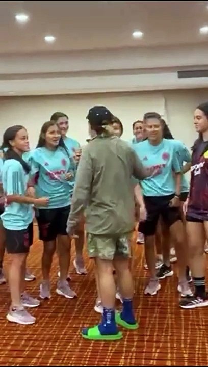 ¡Así sorprendió Ferxxo con su visita a este rival de La Vinotinto!