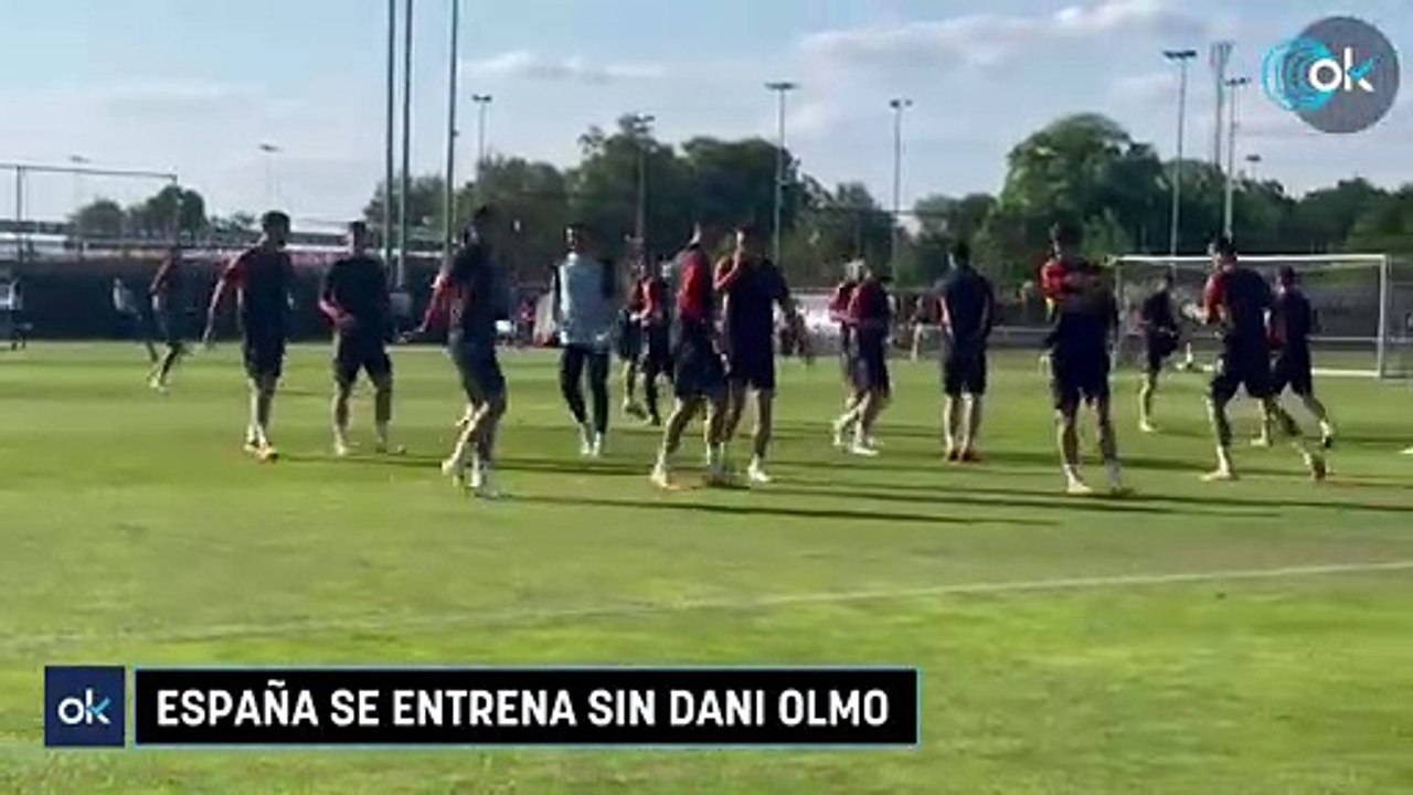 España se entrena sin Dani Olmo