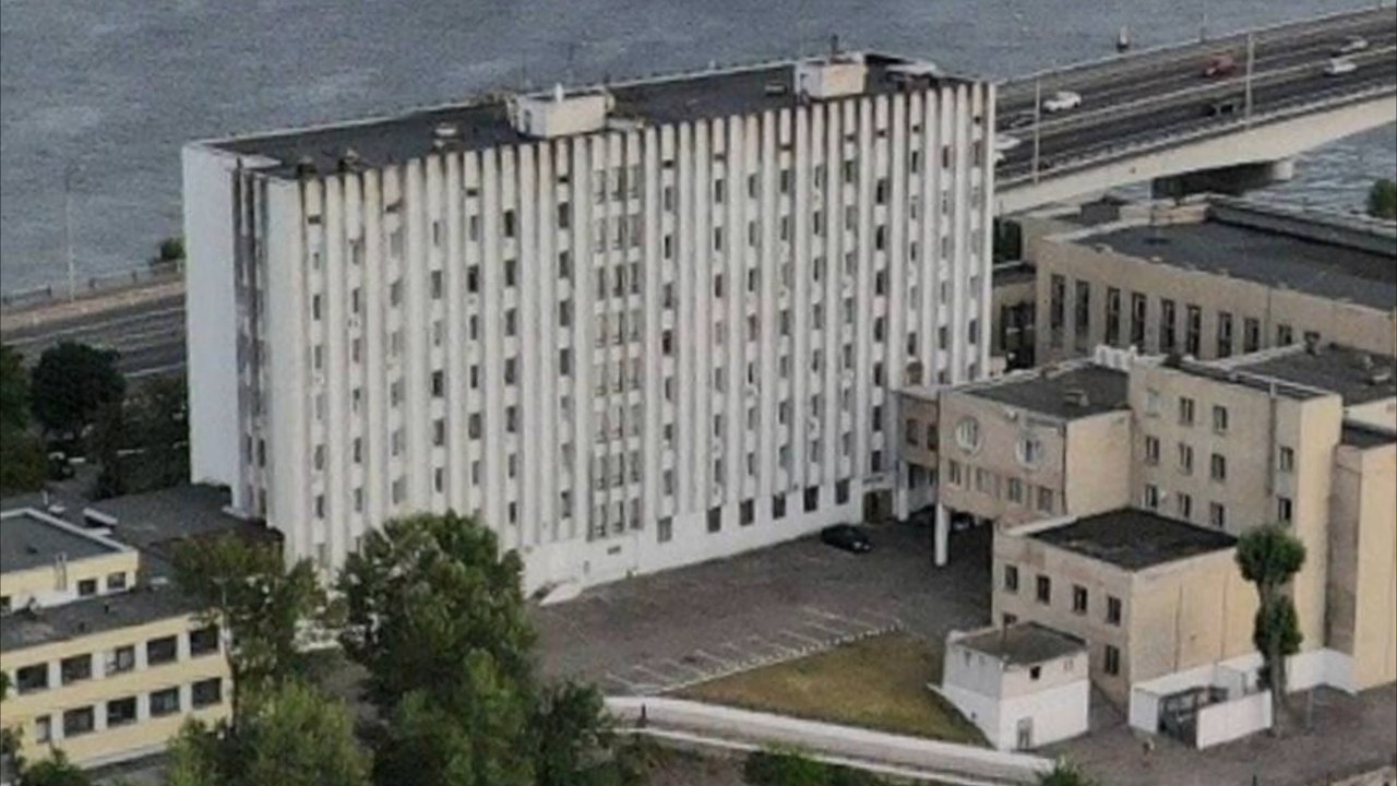 Bestätigt: Ukrainischer Geheimdienst von russischer Rakete getroffen!