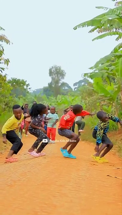 African Kids Dance