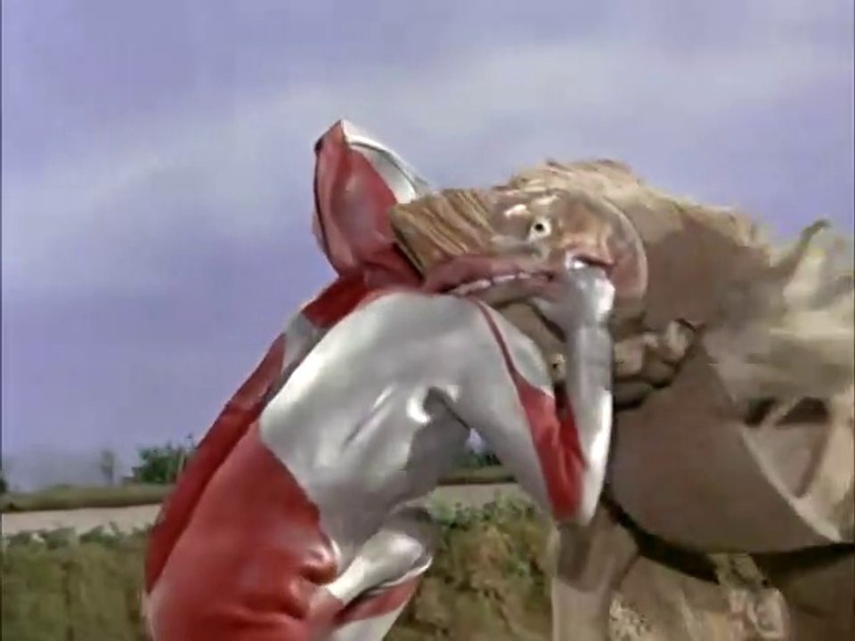 Ultraman Episode 15 : Terrifying Cosmic Rays
