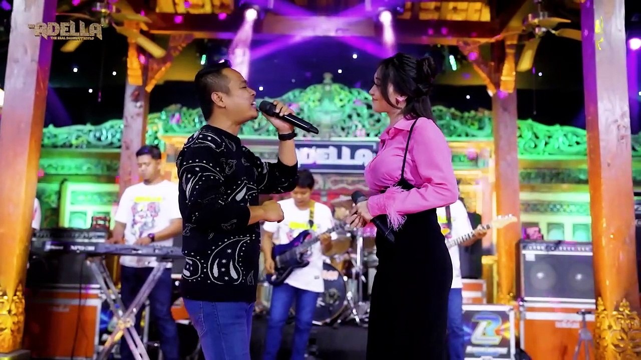 JAJALEN AKU - Difarina Indra Adella Ft. Fendik Adella - OM ADELLA