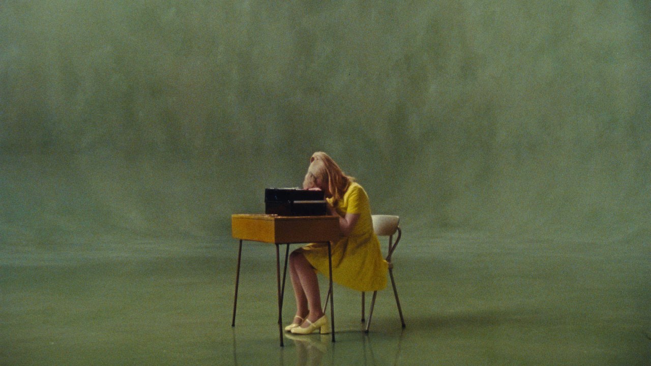 Billie Eilish - What Was I Made For? [From The Motion Picture "Barbie"]