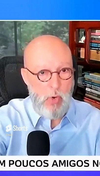 Dino restabelece a ordem após Bolsonaro desfigurar legislação em decreto de armas, diz Josias