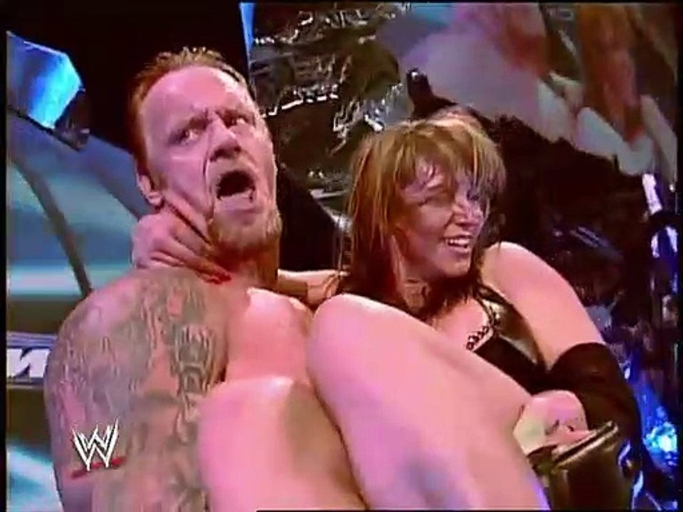 Stephanie McMahon vs Mr McMahon-No Mercy 2003