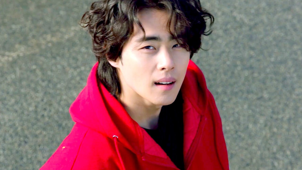 Mun Saves the Day on Netflix’s The Uncanny Counter Season 2