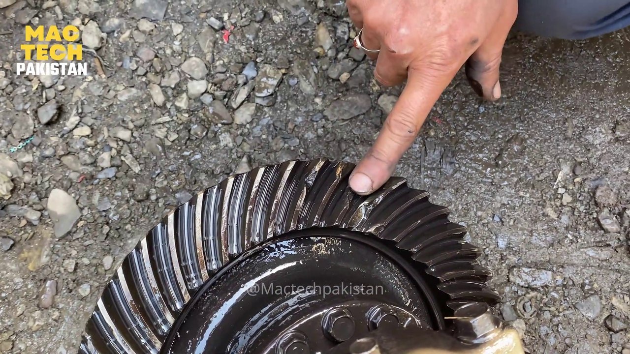 How To Replace Mazda T3500 Differential Gear | Rebuild Truck Hisa