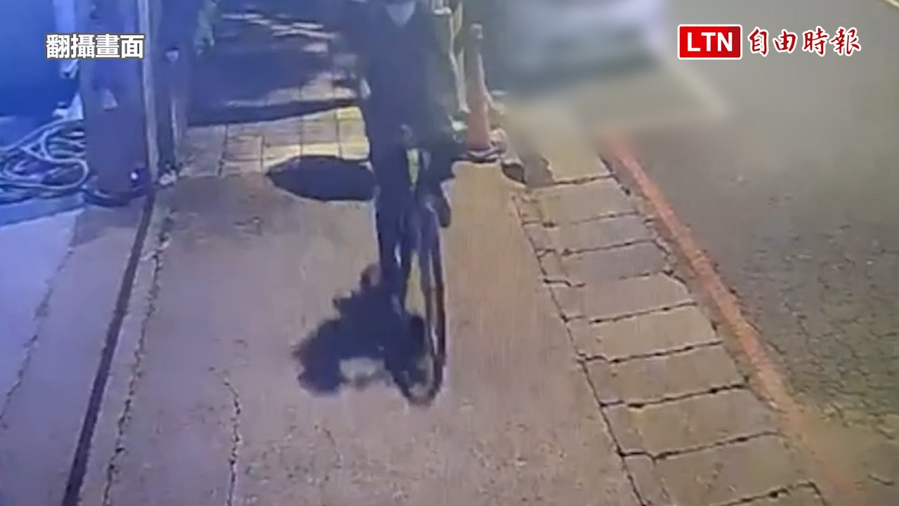 中壢高鐵南路1晚3車遭破窗行竊 警拚看百支監視器抓到人了(翻攝畫面)