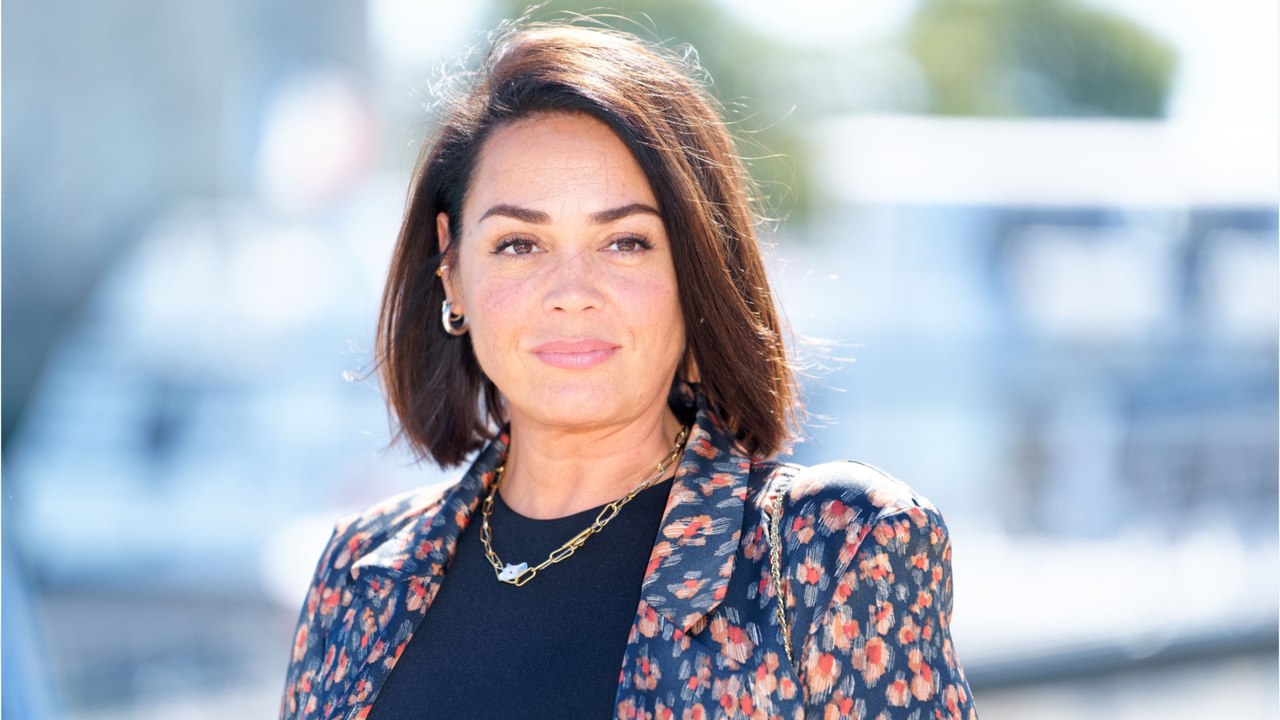 GALA VIDÉO - PHOTO - Lola Dewaere en couple : elle présente son nouveau compagnon !