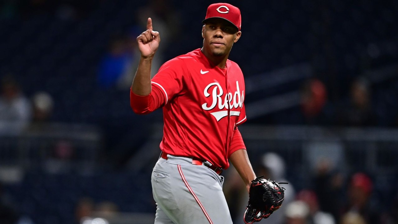 MLB Weekend Recap: Reds' Hunter Greene Struggles, Yankees Crumble Continues