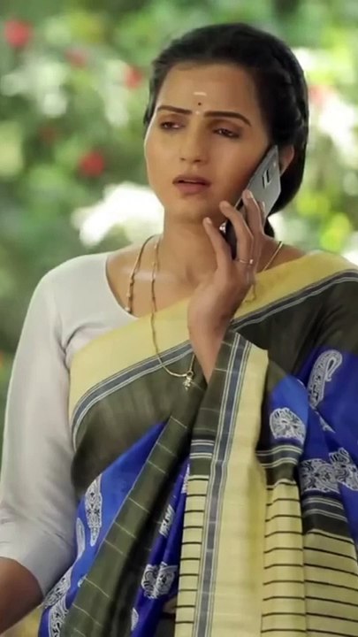 Karthika ladu open navel show