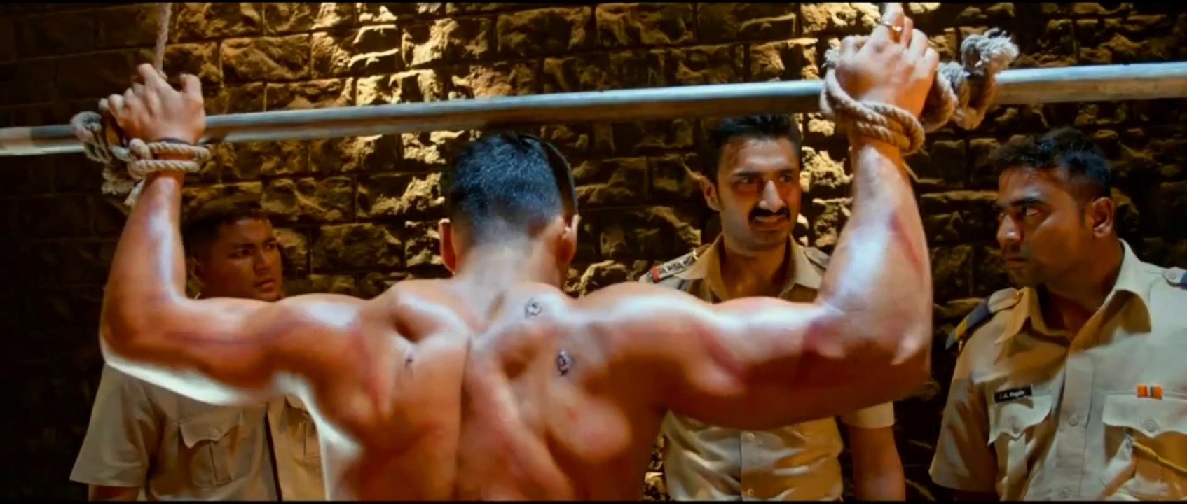 Baaghi 2: Best Action Scenes 🔥