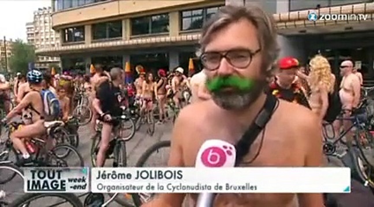 Tout nu à vélo, pour parler mobilité