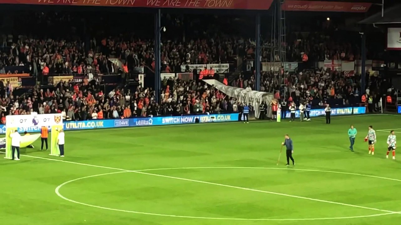 Luton Town's players before kick-off against West Ham