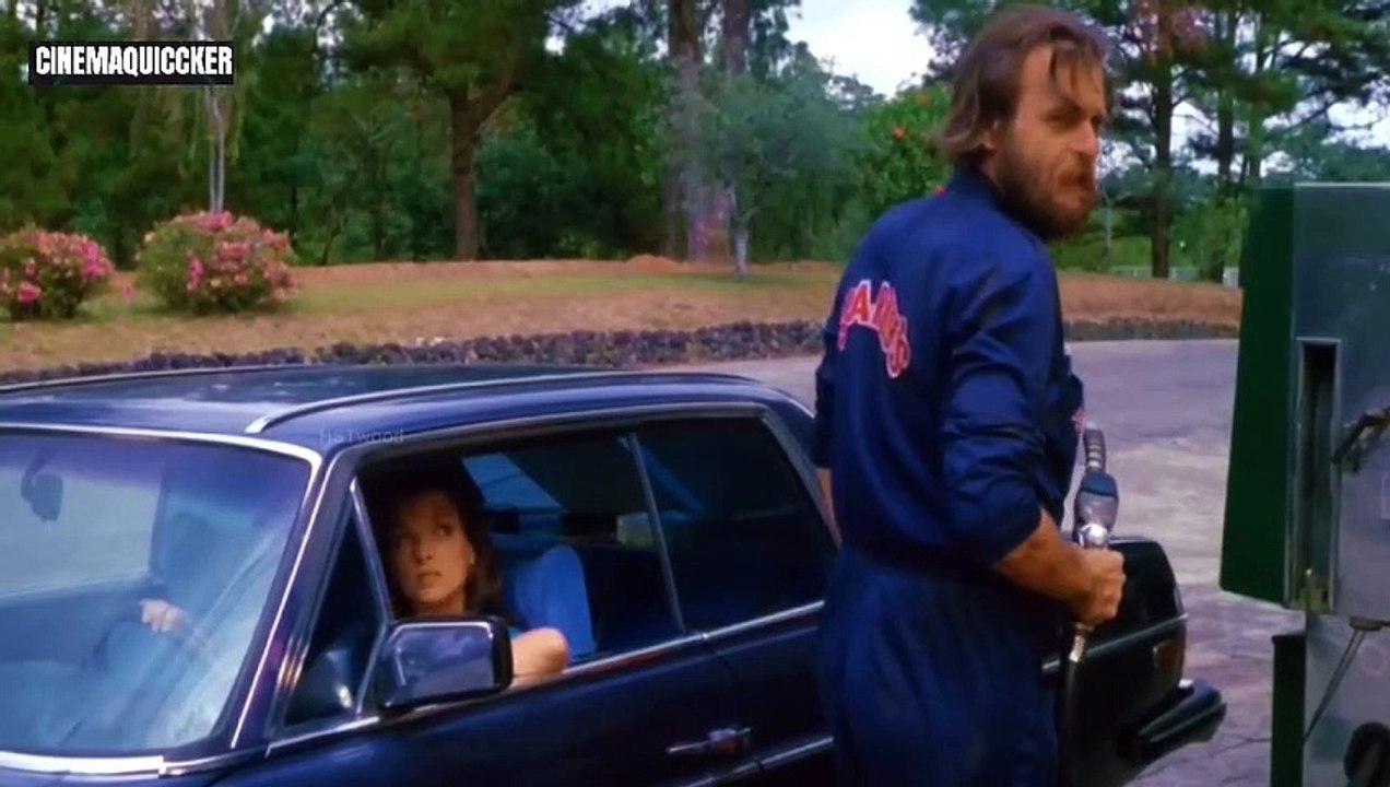 E-LOVE FULL MOVIE EXPLAINED IN HINDI | FULL SLASHER MOVIE FILM EXPLAINED IN HINDI -URDU | REVENGE STORIES #REVENGESTORIES, #movieexplainedinhindi, #filmrecaps, #movierecapsinhindi, #endingexplain,