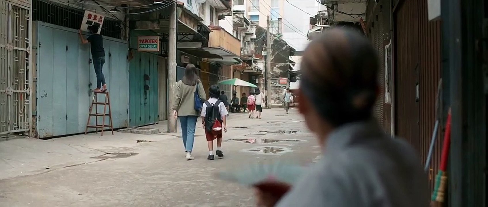 Perempuan Bergaun Merah (2022)